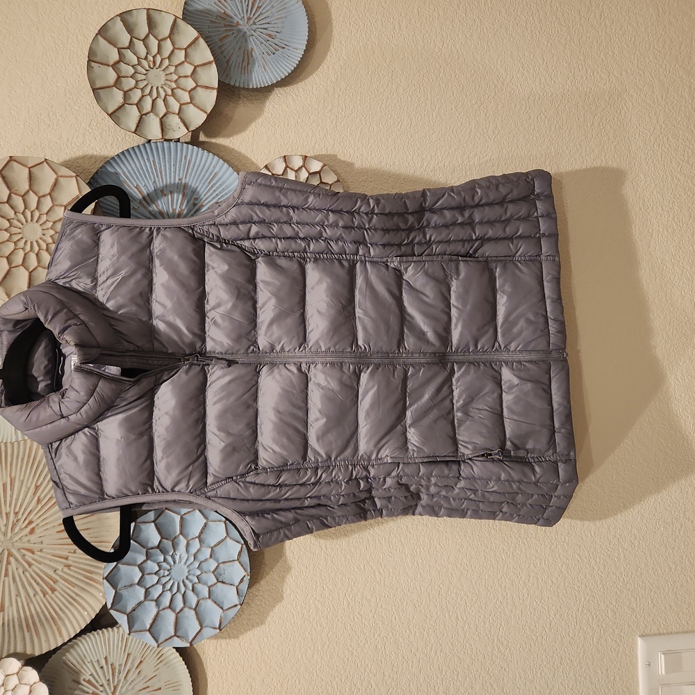 32 Degree Heat Vest Women's Size Small